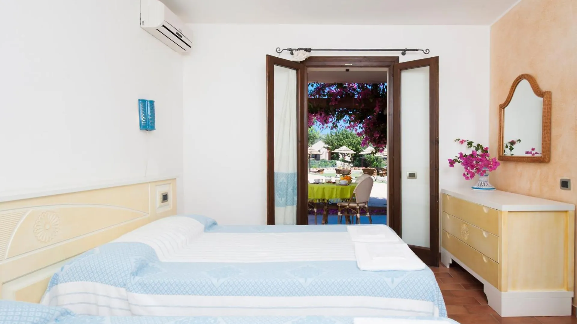Aparthotel Residence With Swimming-Pool In Campulongu Just 600 Mt From The Sea Campu Longu