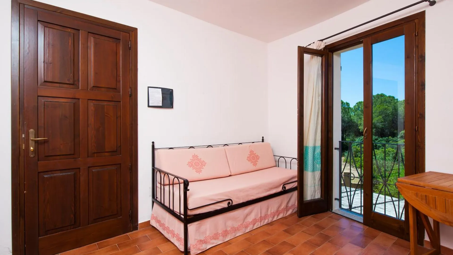 Residence With Swimming-Pool In Campulongu Just 600 Mt From The Sea Campu Longu
